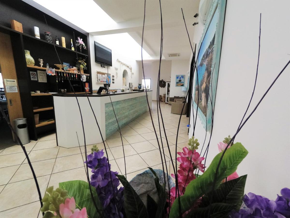 Hotel Alba Chiara Sant'Andrea Salento Екстериор снимка